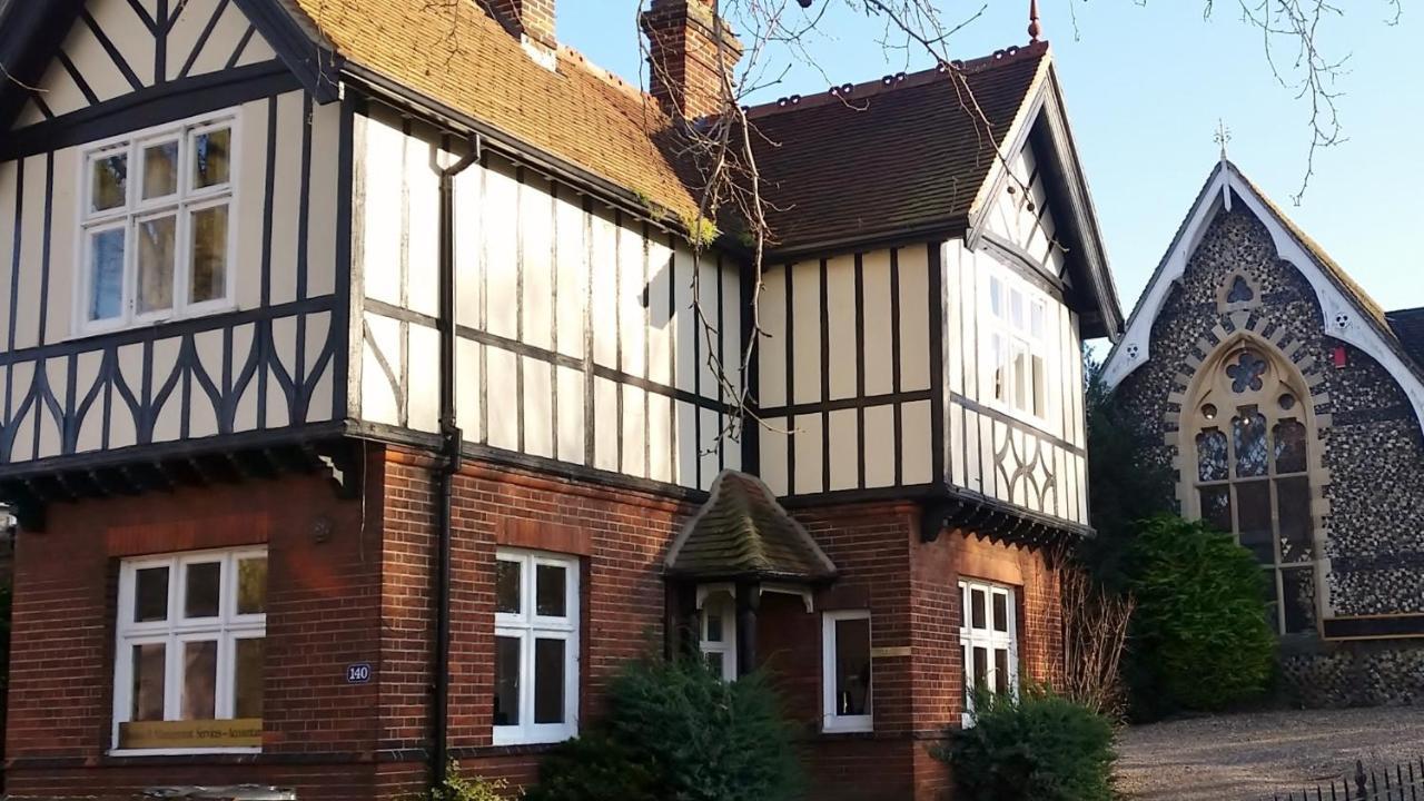 Old School Apartment 1 First Floor Bury St. Edmunds Экстерьер фото